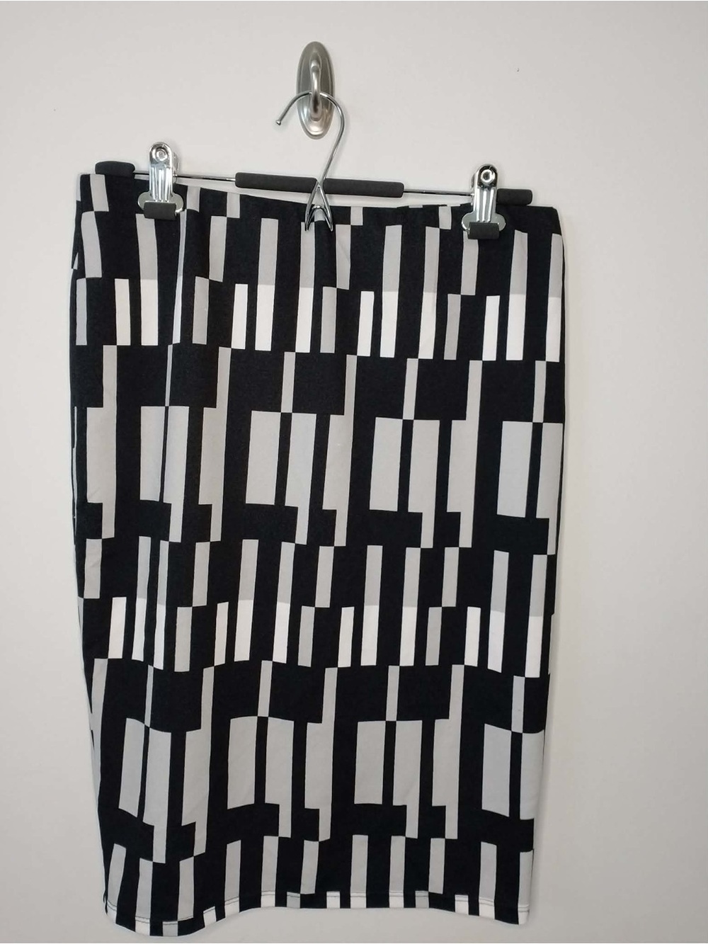 Jules & Leopold Black and White Geometric Pencil Skirt